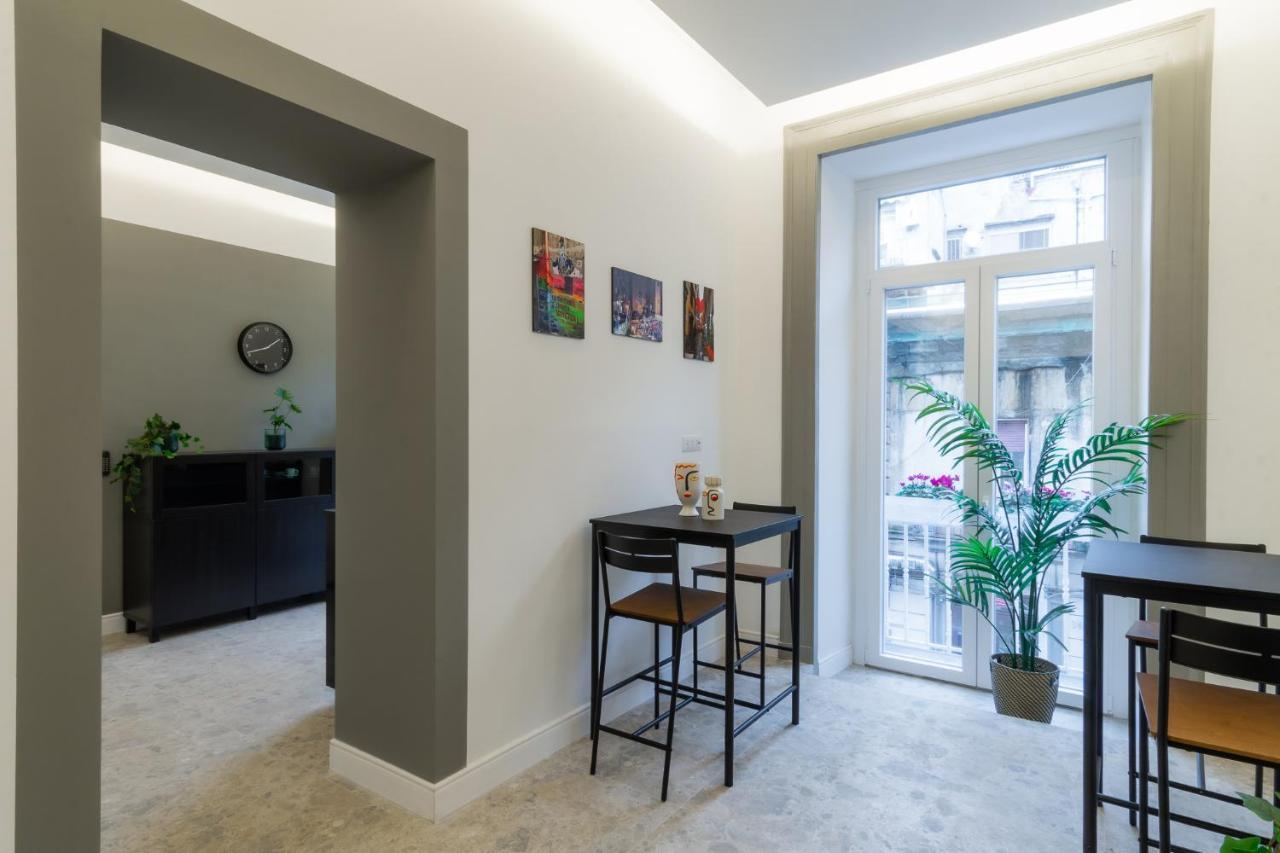 Naos Bed & Breakfast Наполи Екстериор снимка