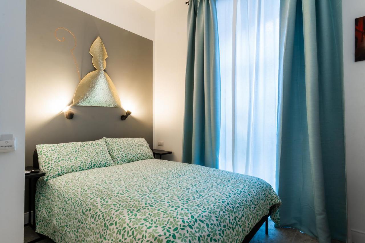 Naos Bed & Breakfast Наполи Екстериор снимка